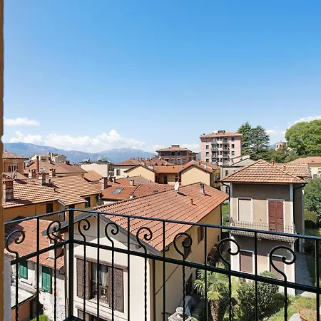 Casa Centro Mombello דירה
