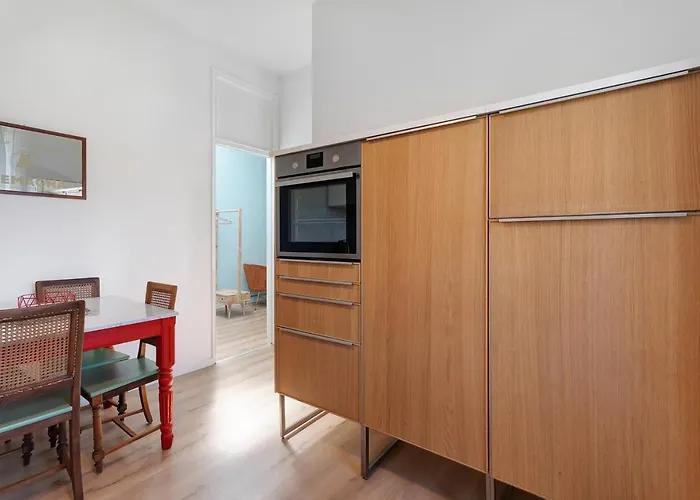 Casa Centro Mombello لافينو-مومبيلو